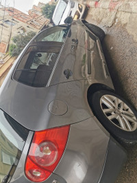 voitures-volkswagen-golf-5-2007-baraki-alger-algerie