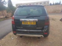 tout-terrain-suv-chevrolet-captiva-2010-ltz-fiha-moteur-la-110-ta3-406-sougueur-tiaret-algerie