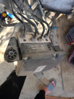 pieces-moteur-bloc-abs-bmw-e61-bouzareah-alger-algerie