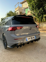 voitures-volkswagen-golf-8-2024-gtd-chlef-algerie