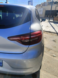 voitures-renault-clio-5-2022-touggourt-algerie