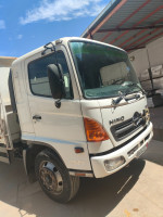 camion-hino-1521-2012-mascara-algerie