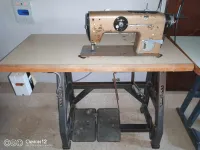 Machine à coudre 