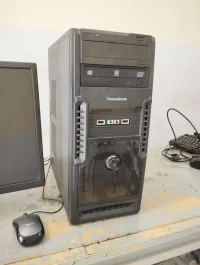 Vente Unité centrale avec carte mère LENOVO et Ecran FHD HDMI bonne état