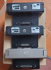 Stations d acceuil HP ancien models en etat de marche et sans chargeurs