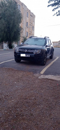 voitures-renault-duster-2016-seddouk-bejaia-algerie