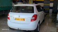 voitures-skoda-fabia-2015-visage-zeralda-alger-algerie