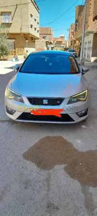 voitures-seat-leon-2014-barrahel-annaba-algerie