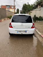 voitures-renault-clio-campus-2014-bye-ouled-moussa-boumerdes-algerie