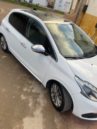 voitures-peugeot-208-2016-allure-facelift-blida-algerie