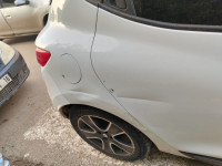 voitures-renault-clio-4-2015-zeralda-alger-algerie