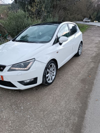 voitures-seat-ibiza-2013-naciria-boumerdes-algerie