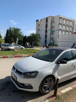 voitures-volkswagen-polo-2015-bordj-el-kiffan-alger-algerie