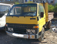 camion-toyota-dyna-1986-beni-mered-blida-algerie