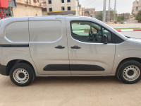 voitures-fiat-doblo-2024-italie-biskra-algerie