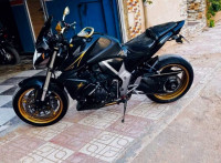 motos-et-scooters-honda-cb1000r-2010-frenda-tiaret-algerie