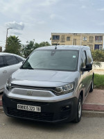 voitures-fiat-doblo-2023-meftah-blida-algerie