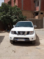 pickup-nissan-navara-2012-elegance-4x4-bejaia-algerie