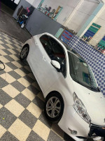 voitures-peugeot-208-2015-allure-facelift-el-eulma-setif-algerie