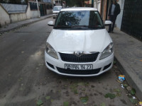 voitures-skoda-fabia-2014-annaba-algerie