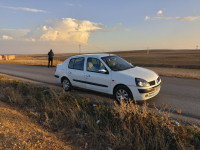 voitures-renault-clio-classique-2002-ain-taghrout-bordj-bou-arreridj-algerie