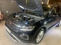 voitures-volkswagen-t-roc-2023-life-plus-algerie