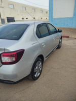 berline-renault-symbol-2016-made-in-bladi-mostaganem-algerie