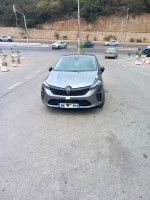 voitures-renault-clio-5-evolution-2024-gue-de-constantine-alger-algerie