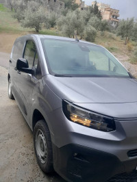 voitures-fiat-doblo-2024-bouhamza-bejaia-algerie