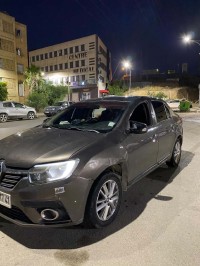 voitures-renault-symbol-2017-souk-ahras-algerie