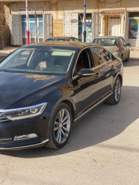 voitures-volkswagen-passat-2019-carat-bordj-el-kiffan-alger-algerie