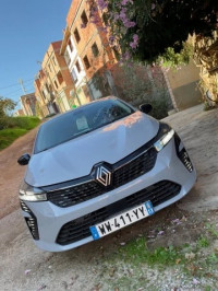 voitures-renault-clio-5-equilibre-2024-clio5-evolution-gris-nardo-bejaia-algerie