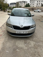 voitures-skoda-rapid-2019-edition-batna-algerie