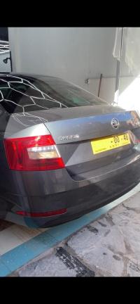 سيارات-seat-octavia-2019-أقبو-بجاية-الجزائر