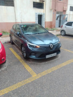 voitures-renault-clio-5-2020-intense-plus-mohammadia-alger-algerie