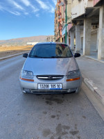 voitures-chevrolet-aveo-4-portes-2005-lt-bouira-algerie