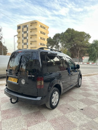 voitures-volkswagen-caddy-2010-team-saida-algerie