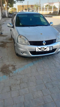 voitures-renault-clio-campus-2010-chlef-algerie