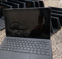 Lenovo Miix 520   -- 8 GB RAM -- i5 8eme - nvme 256 gb