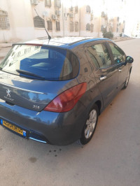 voitures-peugeot-308-2014-allure-biskra-algerie