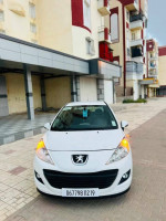 citadine-peugeot-207-2012-el-milia-jijel-algerie