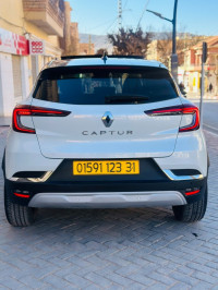 voitures-renault-captur-2023-saida-algerie