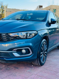 voitures-fiat-tipo-sedan-2023-life-saida-algerie