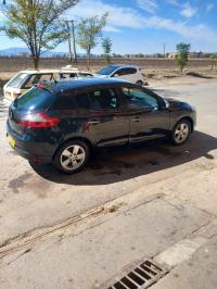 cars-renault-megane-3-2012-bouira-algeria