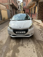 voitures-peugeot-208-2015-blida-algerie