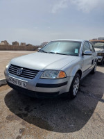 grande-berline-volkswagen-passat-2001-el-harrach-alger-algerie