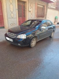 voitures-chevrolet-optra-4-portes-2011-oran-algerie