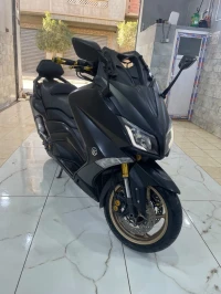 Yamaha Tmax iron2 