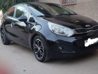 voitures-kia-rio-5-portes-2014-style-medjebar-medea-algerie