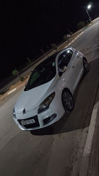 voitures-renault-megane-3-2012-mahdia-tiaret-algerie